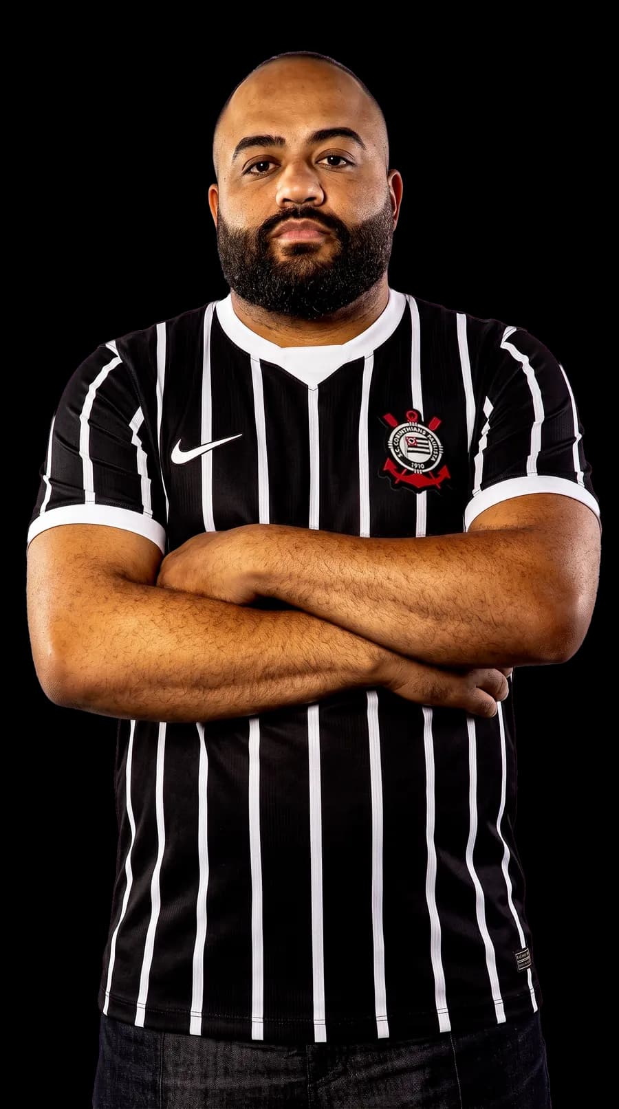 Wagner Barro Silva, motorista PX, com a camisa do Corinthians