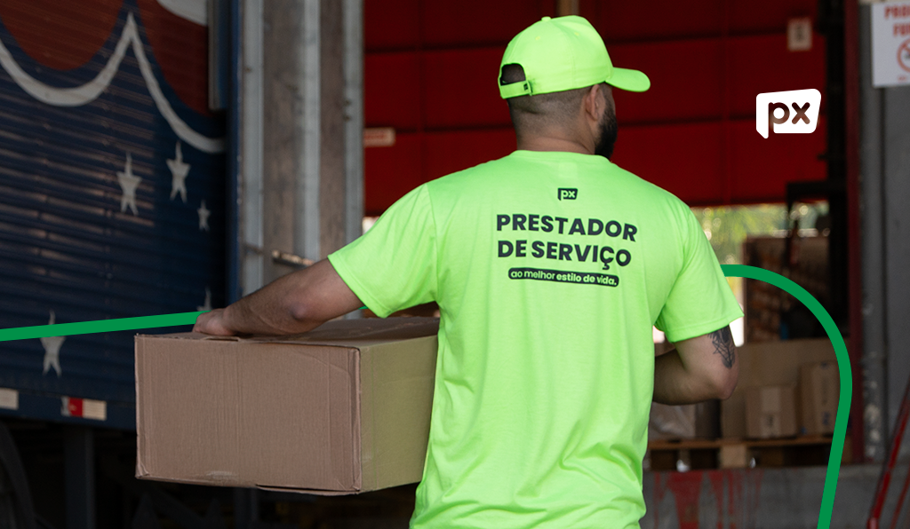 Ajudante na logística no fim de ano